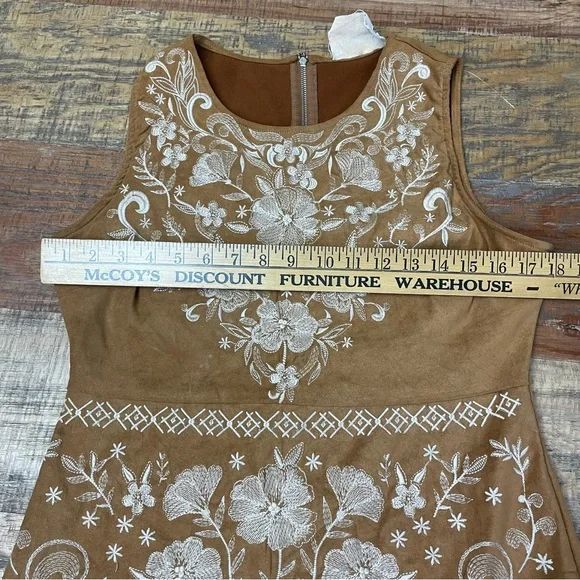 Savanna Jane Glory Days Embroidered Faux Suede Dress. Women’s size medium - Picture 8 of 11